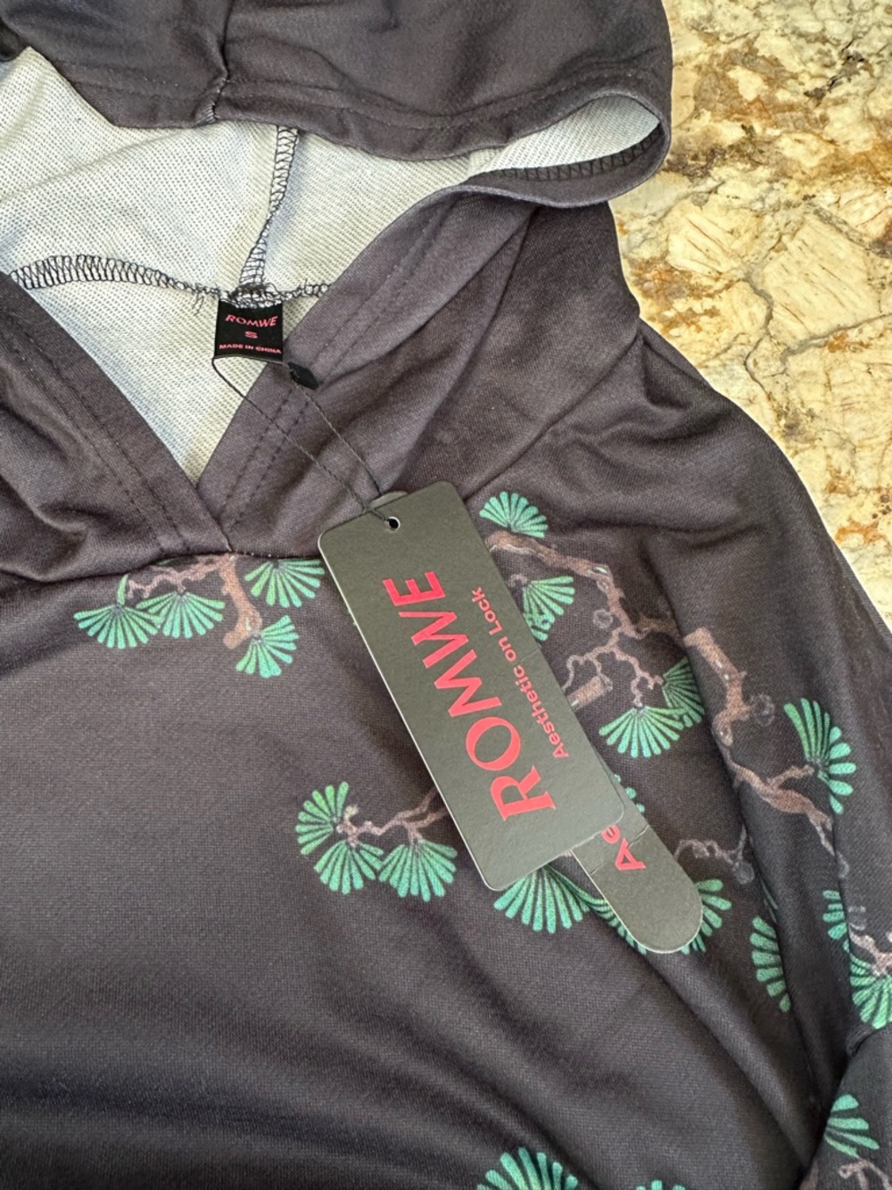 Romwe Sz SM hoodie sweatshirt front pouch cranes Japanese design NWT - Picture 6 of 9